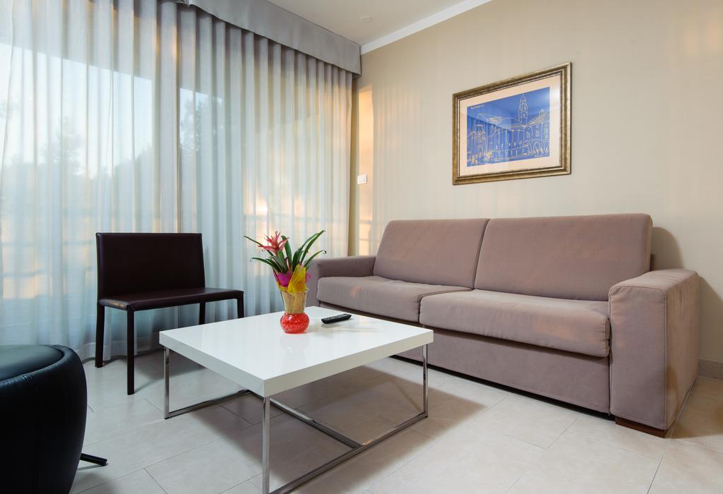 Sunset Apartments ポドストラナ エクステリア 写真